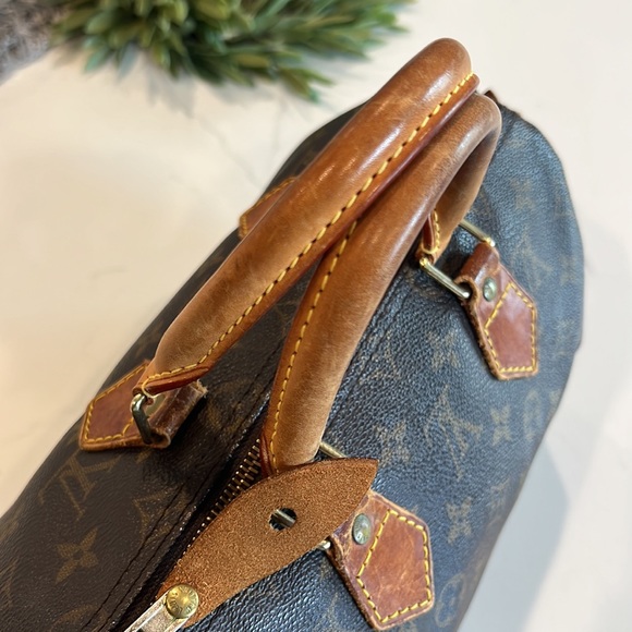 SOLD ON FB Authentic Louis Vuitton Speedy 25 - Picture 10 of 17